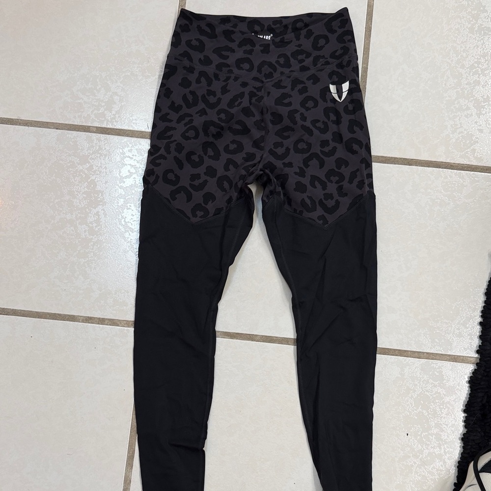 Women's Black Leopard Panel Leggings
